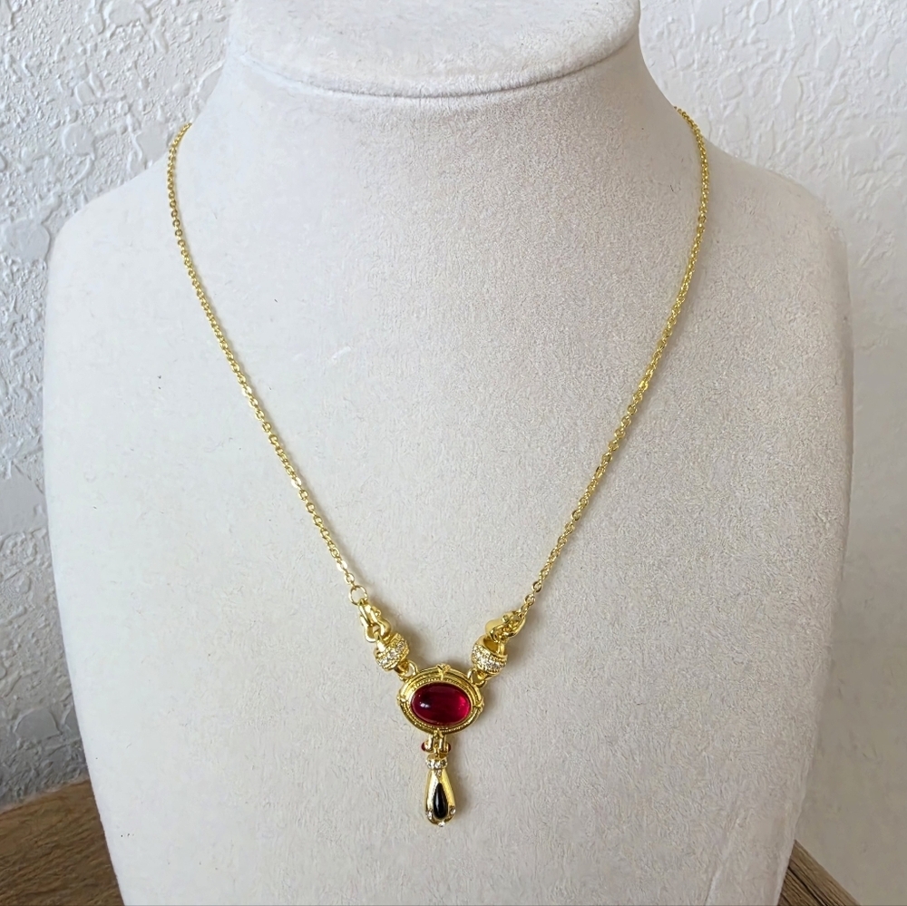 Gold Tone Faux Ruby Red Cabochon Necklace w/ Black Teardrop Drop - Picture 2 of 5